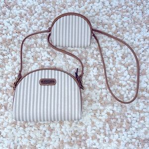 Crossbody bag w/ coin purse